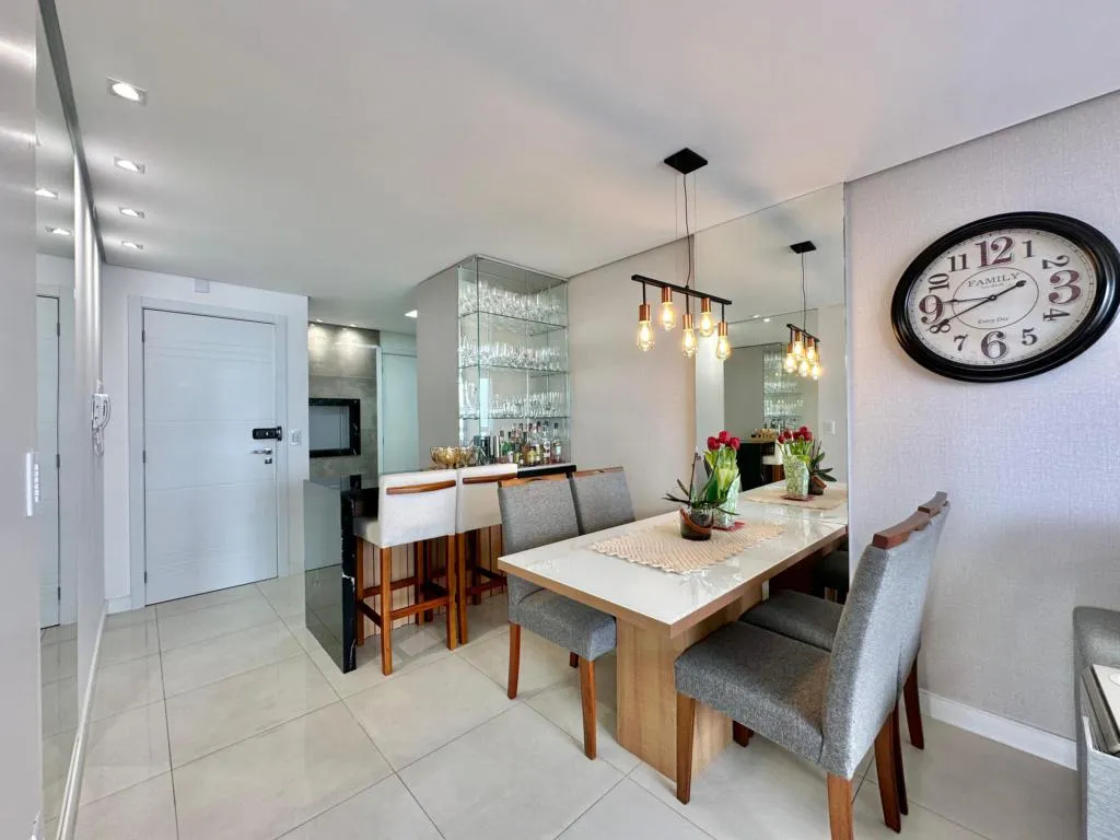 Imagem Apartamento 2 Dormitórios - Bairro Zona Nova