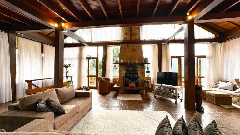 Imagem Casa de condomínio em Campos do Jordão