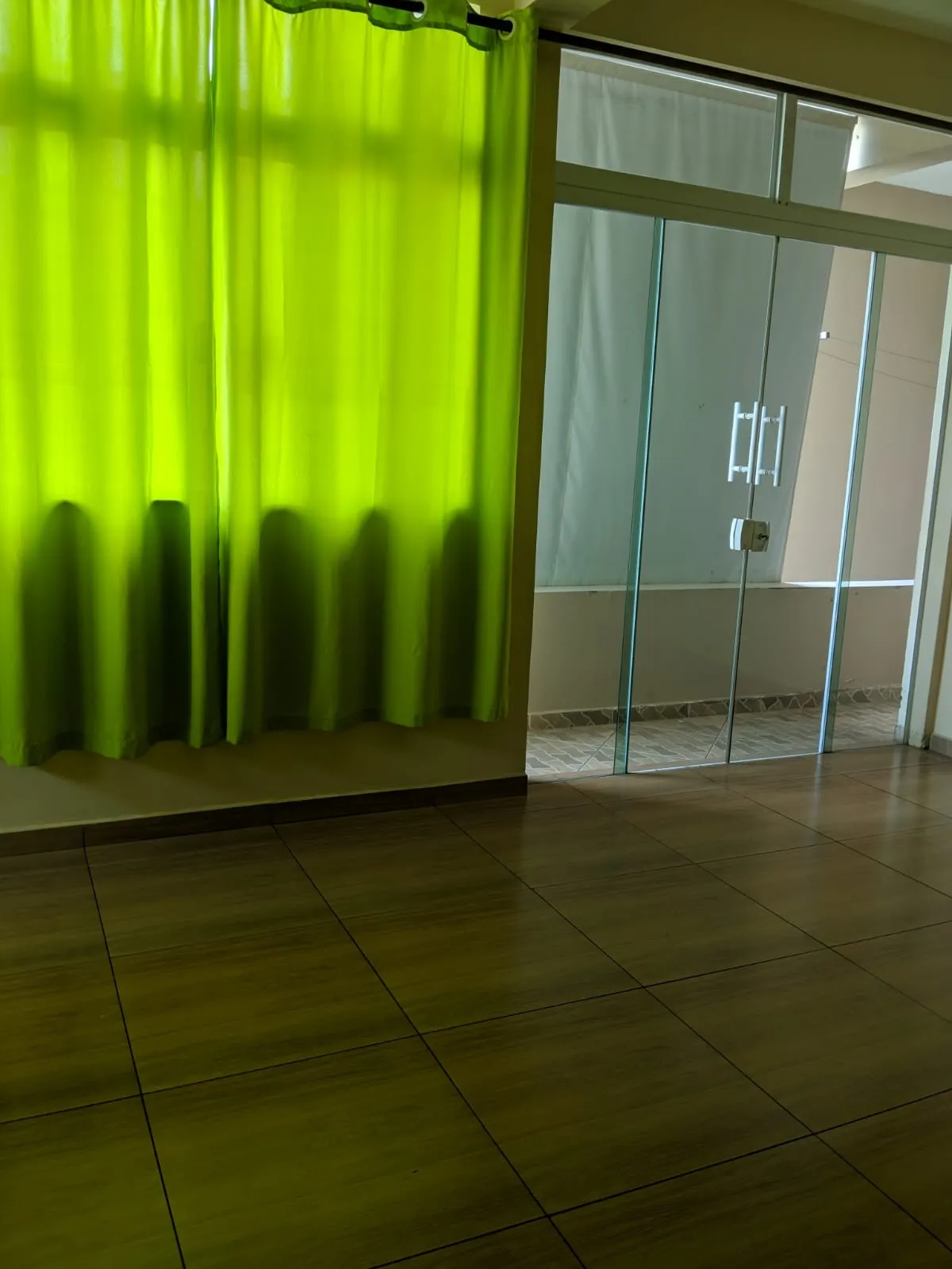 Imagem Casa Ampla e Confortável com 5 Dormitórios no Parque Jataí II-