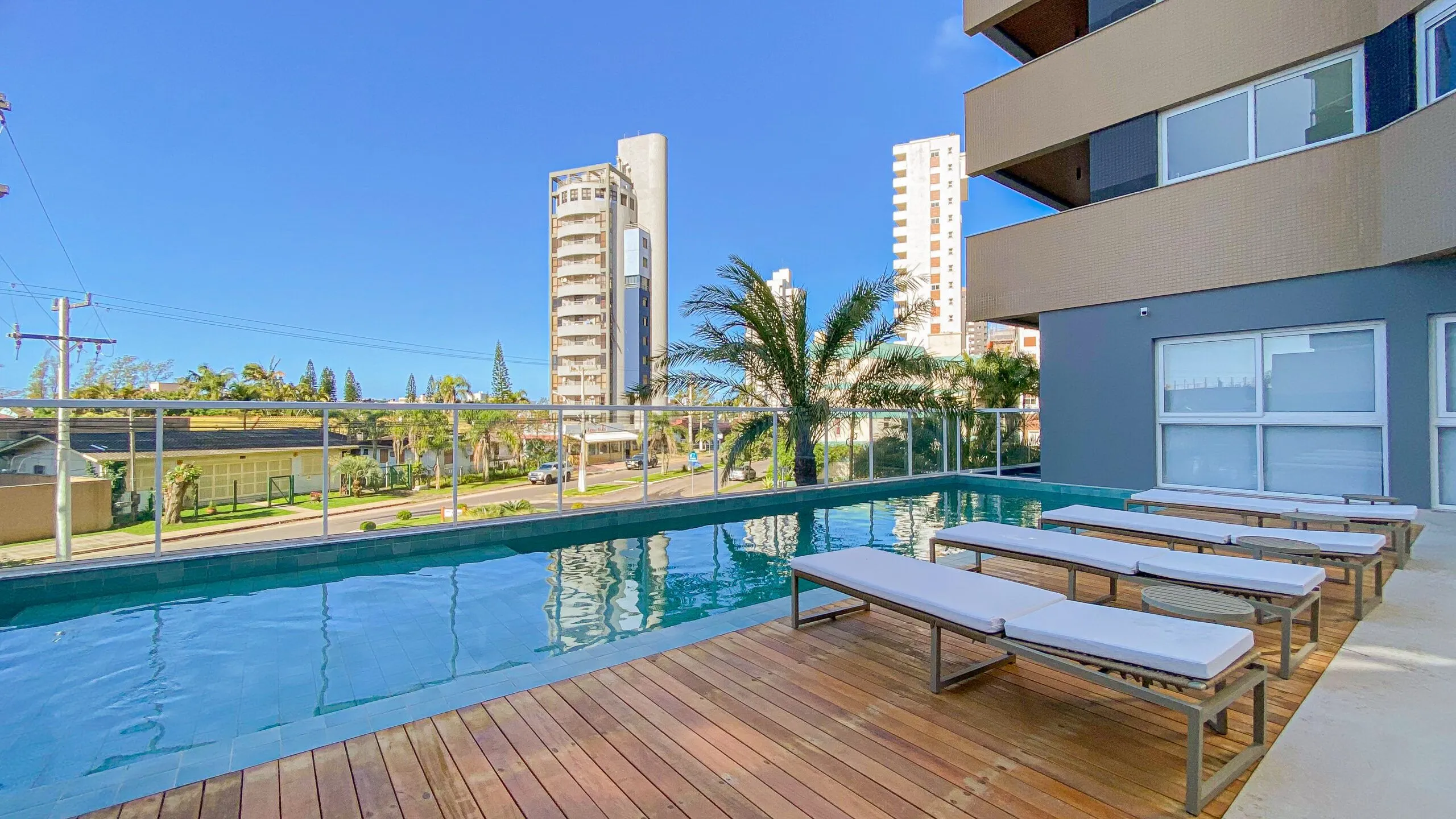 Imagem Apartamento à venda em Torres, Predial, com 2 quartos, 93.9m2