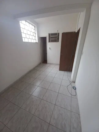 Imagem Loja Ampla de 116m2 na Rua Tiradentes – Barbacena/MG