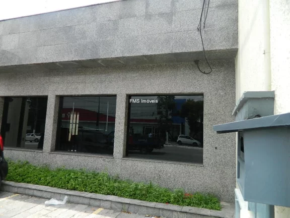 Imagem Imóvel comercial com 400m2 na Av. Indianópolis.