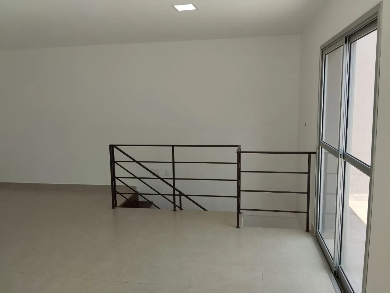 Imagem Apartamento Duplex com 2 quartos à venda em Vila Velha