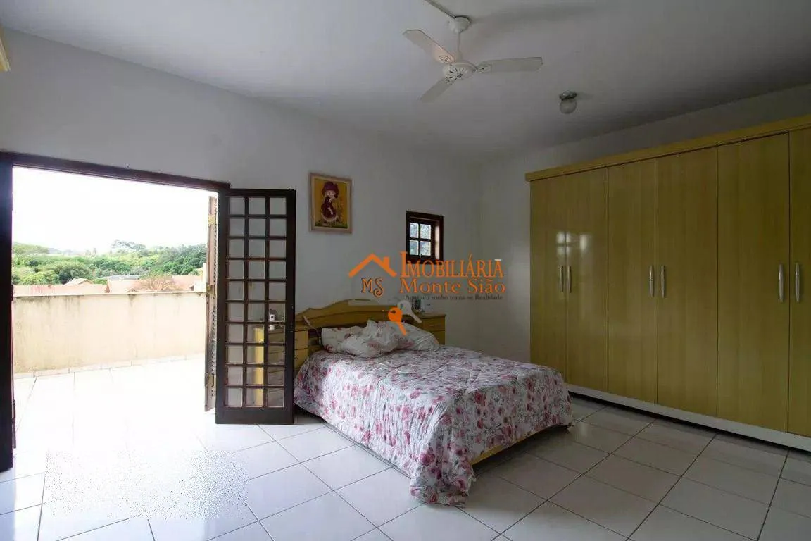 Imagem Sobrado com 4 dormitórios à venda, 500 m² por R$ 1.400.000,00 - Vila Rosália - Guarulhos/SP