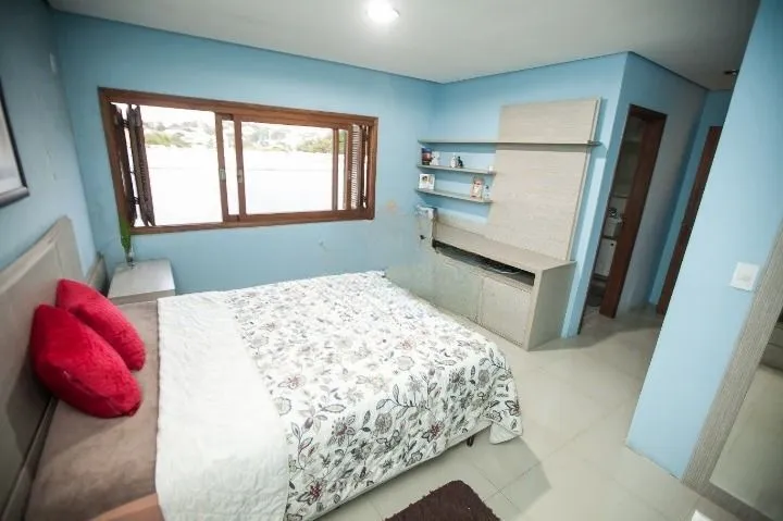 Imagem Casa 5 Suítes/ Três Figueiras