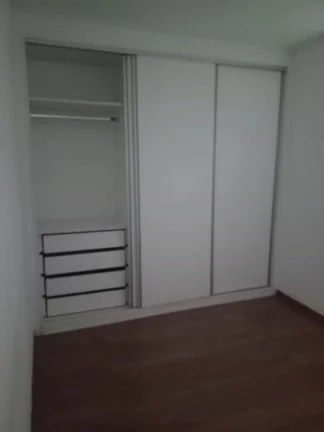 Imagem Apartamento Terreo 2 dorm com armários, sala com rack, cozinha com armários, banheiro; 55 m2 com u...