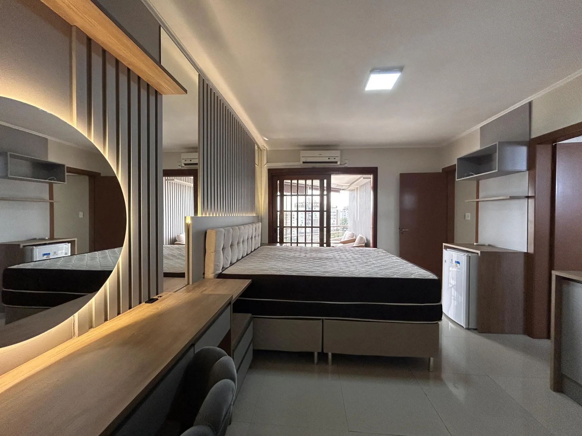 Imagem Cobertura Duplex à venda / aluguel (R$11.900,00 + taxas) no Centro de Canoas com piscina