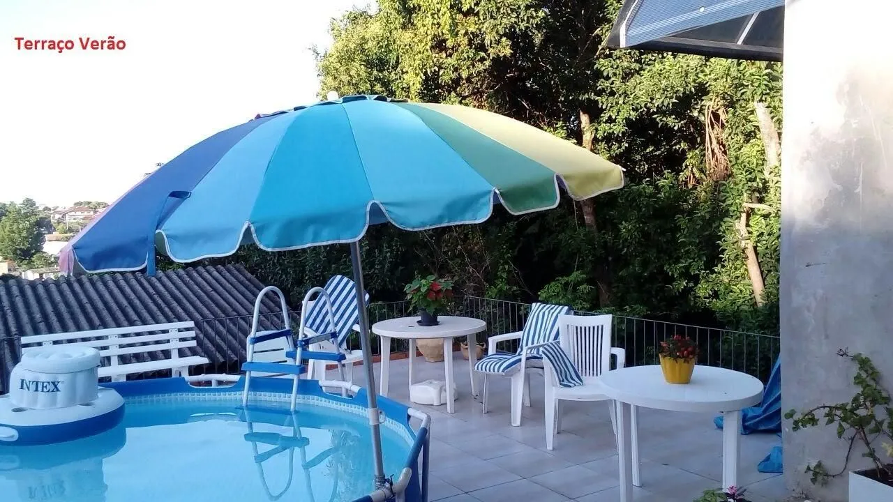 Imagem Ótima casa 3 dormitórios sendo 1 suíte e Salão de Festas
