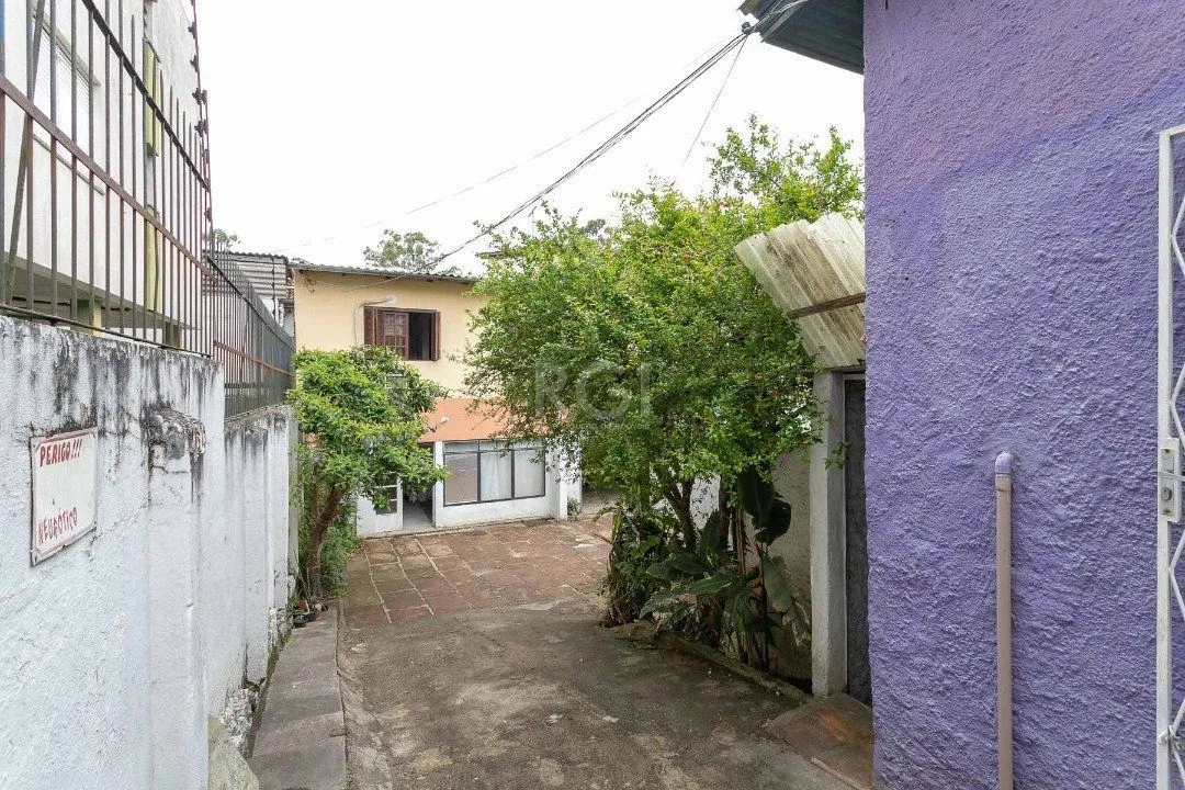 Imagem Casa para Venda - 0.01m², 5 dormitórios, 10 vagas - Petrópolis