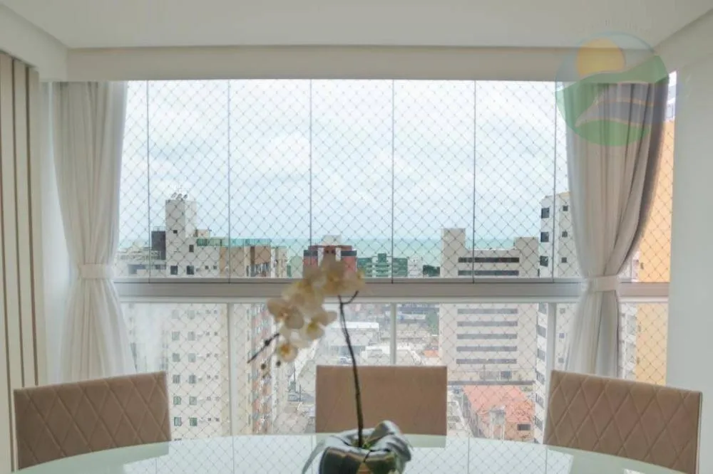 Cobertura duplex com piscina privativa à venda em Cabo Branco, João Pessoa-PB em Avenida Manoel Cavalcanti de Souza