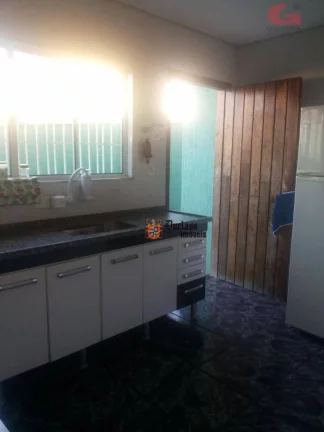 Imagem Casa com 2 dormitórios à venda, 260 m² por R$ 499.000,00 - Jardim do Estádio - Santo André/SP