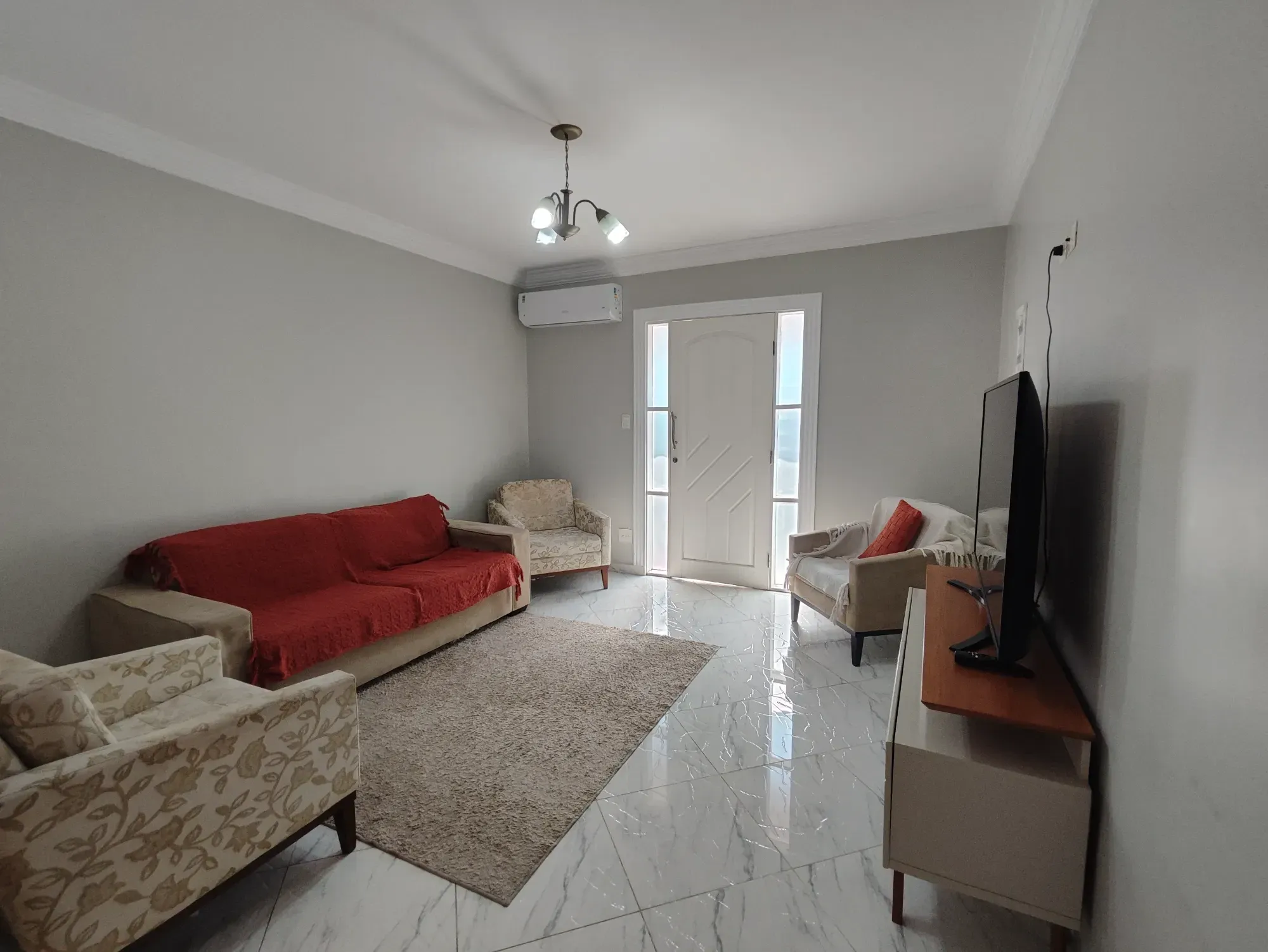 Imagem Casa com 5 Quartos para Alugar, 203,09 m² em Jardim Casqueiro - Cubatão