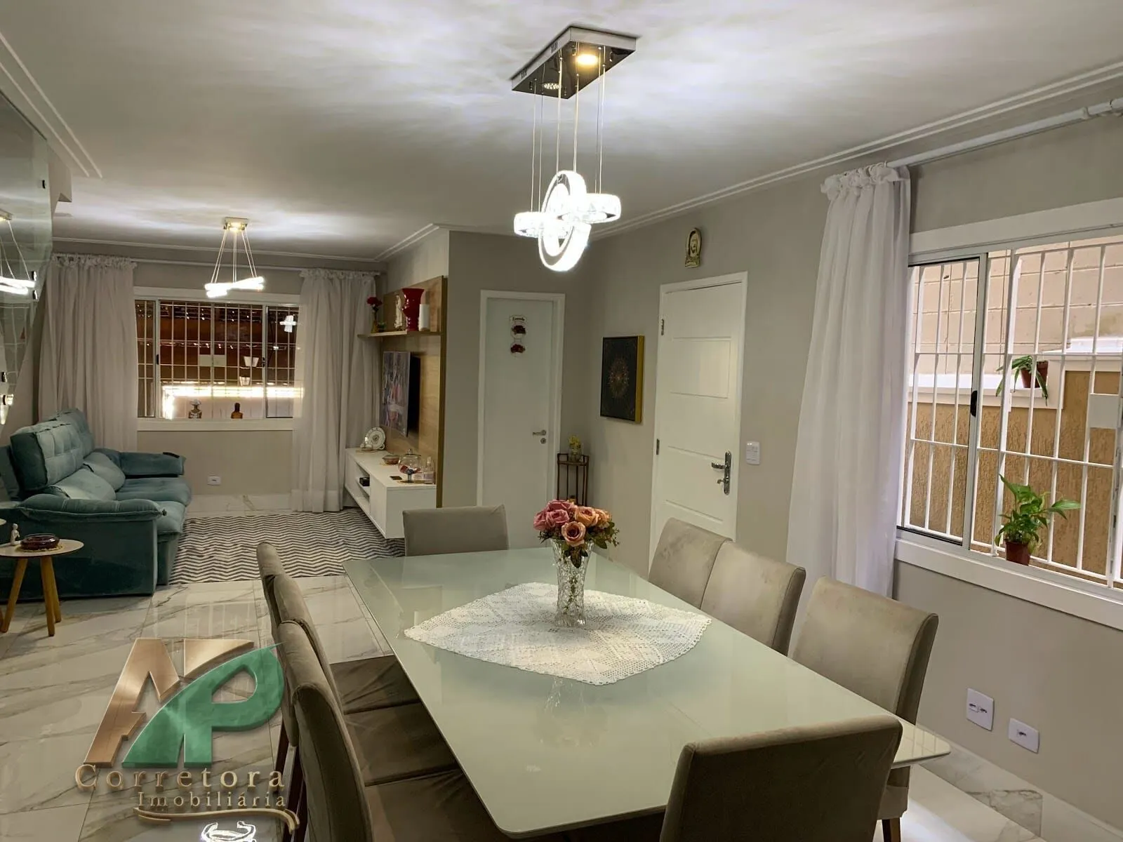 Imagem Sobrado à venda no Butantã/Vila Sônia - 128m², 3 Dorms (1 Suíte), 4 Vagas e Quintal com Churrasqueira
