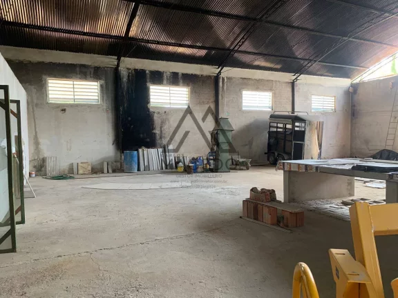 Imagem Área de 60 mil m² para Locação em Porangaba/SP