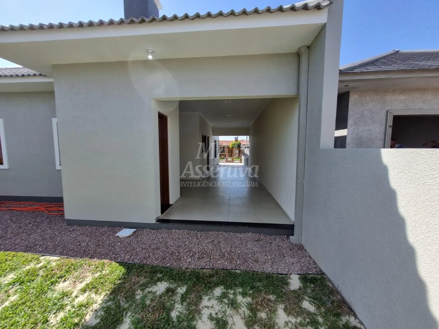 Imagem Ótima casa localizada em Tramandaí/RS - 3 dormitórios, 4 vagas de garagem