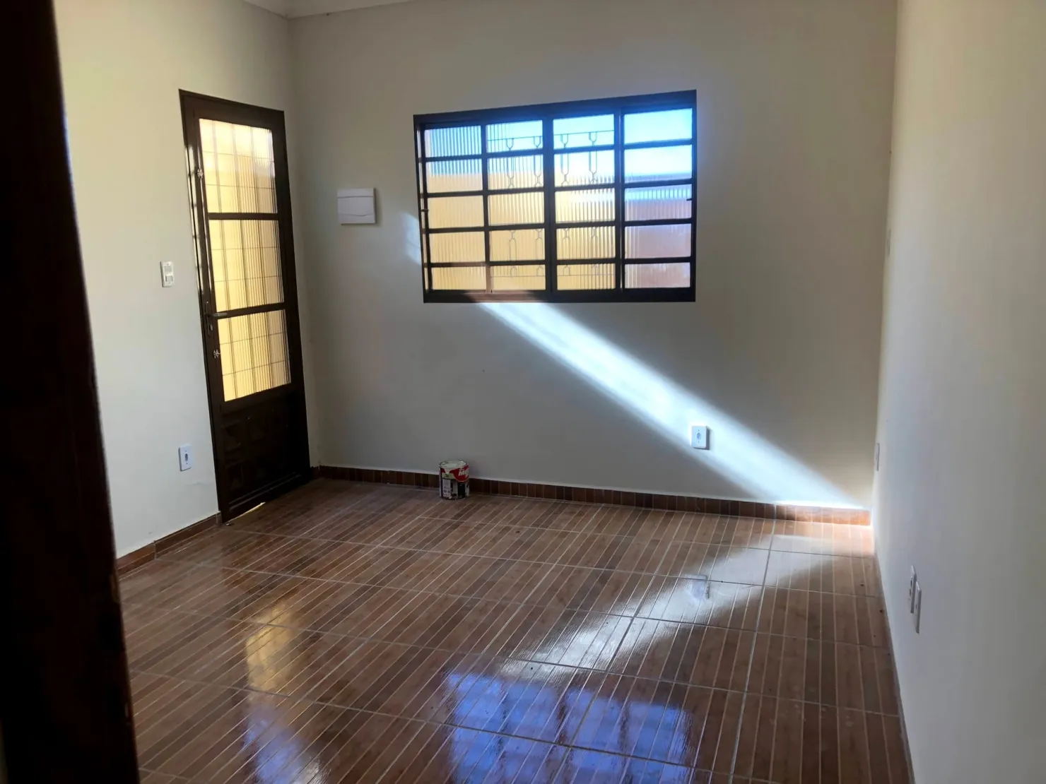 Imagem Casa à venda 3 Quartos, 1 Suite, 1 Vaga, 125M², Jardim Mariana, Pindamonhangaba - SP