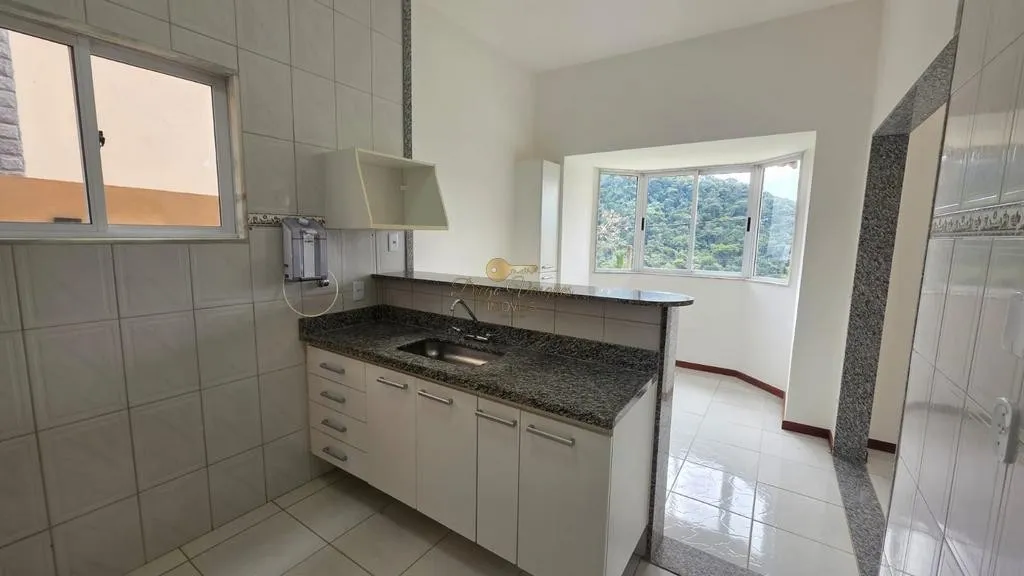 Imagem Casa em Condomínio para Venda em Teresópolis / RJ no bairro Albuquerque