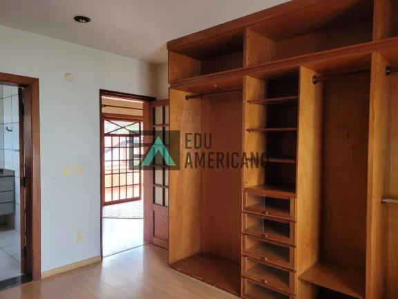 Imagem Ótimo sobrado VILA SANTISTA, Atibaia com vista privilegiada, 3 dormitórios piscina rua tranquila