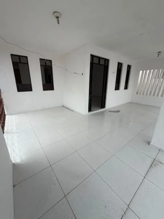 Imagem Casa à venda, 220 m² por R$ 589.998,00 - Treze de Maio - João Pessoa/PB