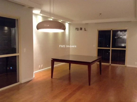 Imagem Imperdível: Apartamento de Luxo à venda em São Paulo-SP, Jardim Vila Mariana 4 quartos, 4 suítes, 2 salas, 6 banheiros, 4 vagas, 165m².
