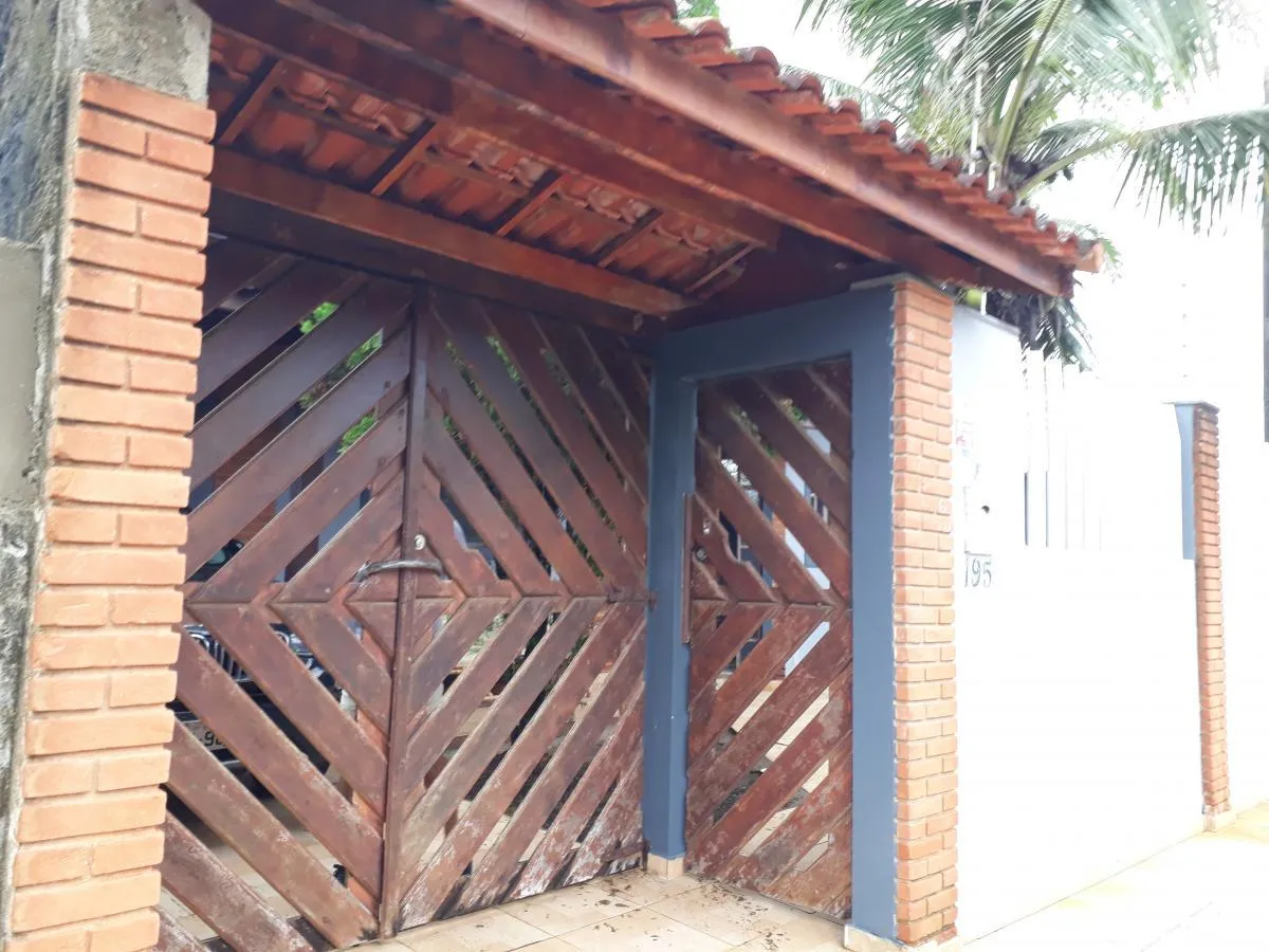Imagem Casa para Venda em Itanhaém, Jamaica (Praia), 3 dormitórios, 1 suíte, 2 banheiros, 2 vagas