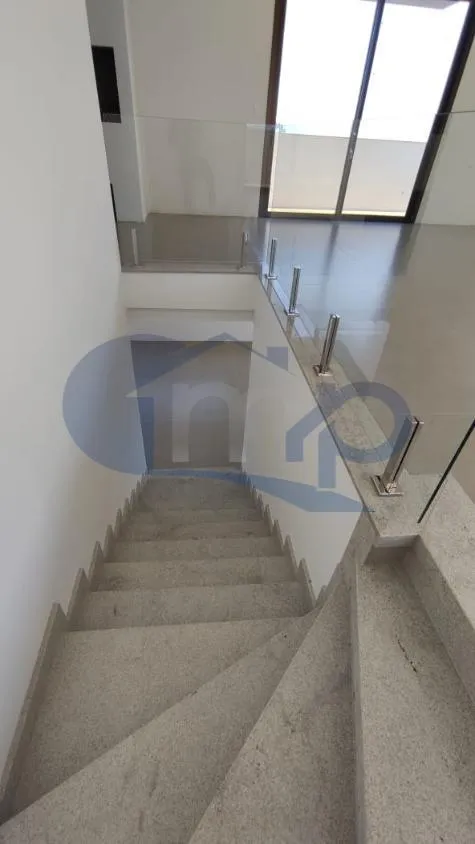 Imagem Apartamento á venda com 3 dormitórios no centro de Torres/RS