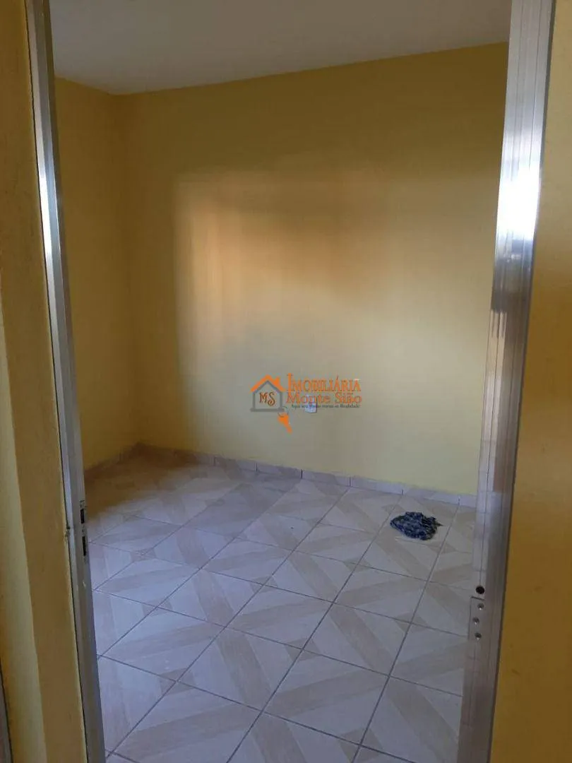 Imagem Sobrado com 5 dormitórios à venda, 125 m² por R$ 477.000,00 - Vila Carmela II - Guarulhos/SP