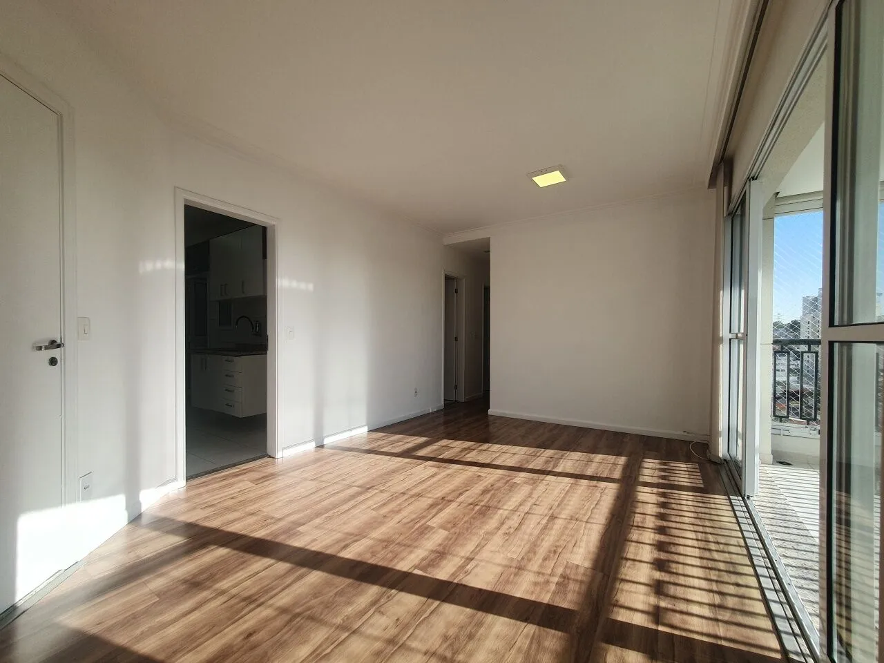 Imagem 85m² com 3 Dormitórios e 2 vagas - Varanda Gourmet e Lazer Completo para Locação