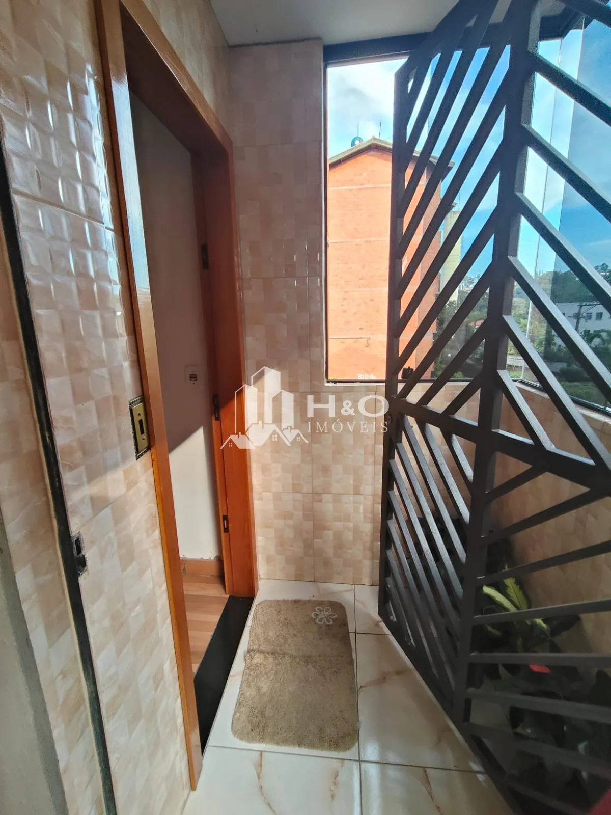 Imagem Apartamento à venda, 2 dormitórios, Reformado, Bairro Colonia _ R$ 140.000,00