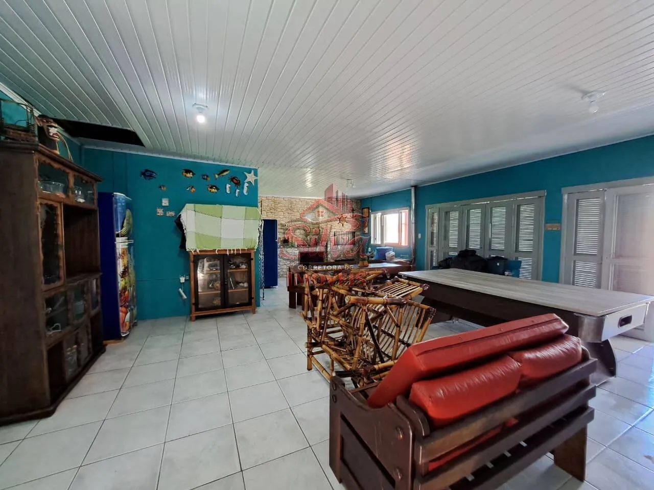 Imagem Casa 5 dormitórios com piscina a 200m do mar