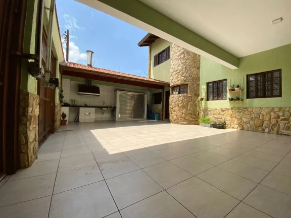 Imagem Sobrado com 2 dormitórios à venda, 190 m² por R$ 600.000,00 - Jardim Estela - Poá/SP