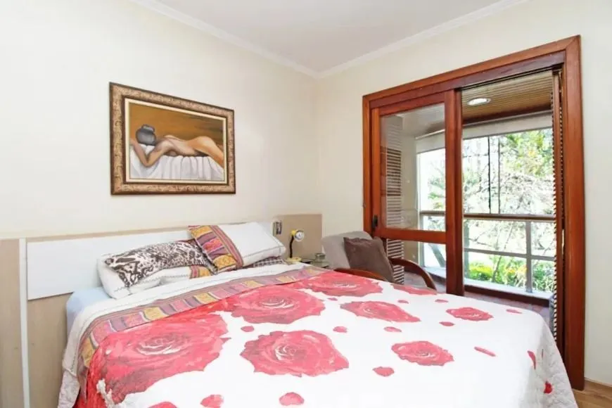 Imagem Apartamento com 159m², localizado no bairro Bela Vista em Porto Alegre/RS.