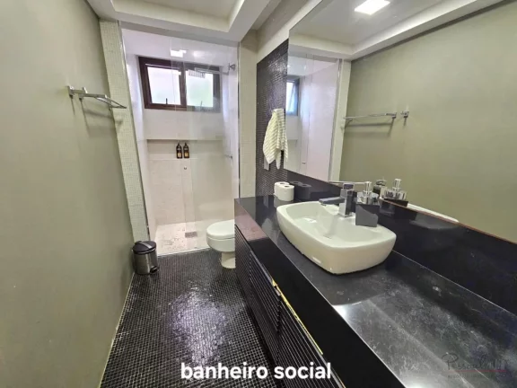 Imagem Apartamento residencial, mobiliado e decorado, com 325 m2 de área privativa, maIs 3 vagas individua...