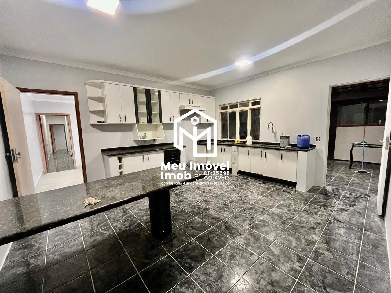 Imagem Casa 3 Quartos 1 Suíte 4 Vagas 740m² Vicente Pires Piscina