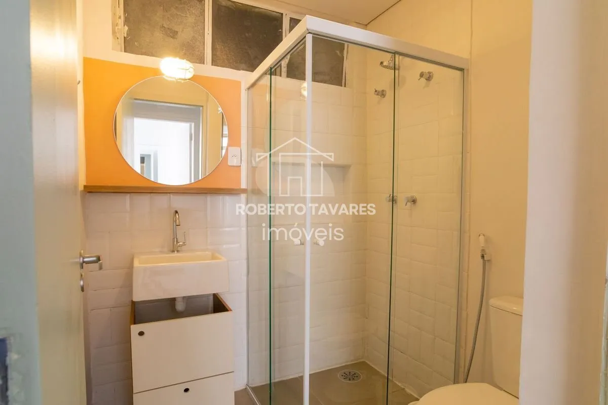Imagem Apartamento Mobiliado e totalmente Reformado! 145 m2 úteis 5dts e 3 suítes, cozinha aberta para sala - Está a duas quadras da Av. Paulista.