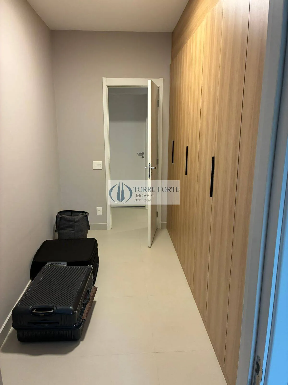 Imagem Lindo Apartamento com 3 dormitórios 2 Vagas de Garagem em Perdizes