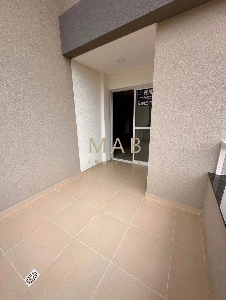 Imagem Apartamento à Venda, SEMIMOBILIADO, 2 dormitórios sendo 1 suíte, localizado na praia de Ingleses - Florianópolis SC!