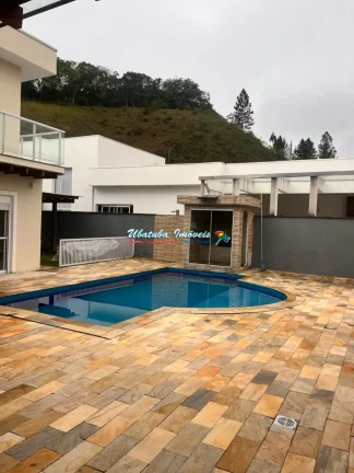 Imagem Linda casa em condomínio fechado com 04 suítes com lazer completo