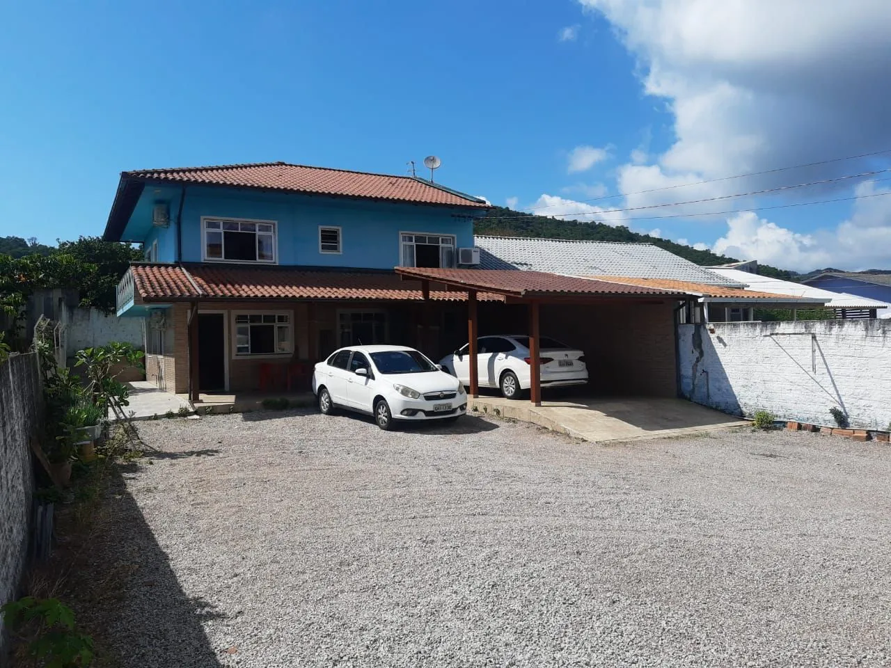Imagem Grande Oportunidade - Casa Ampla e Recém Reformada em Localização Privilegiada