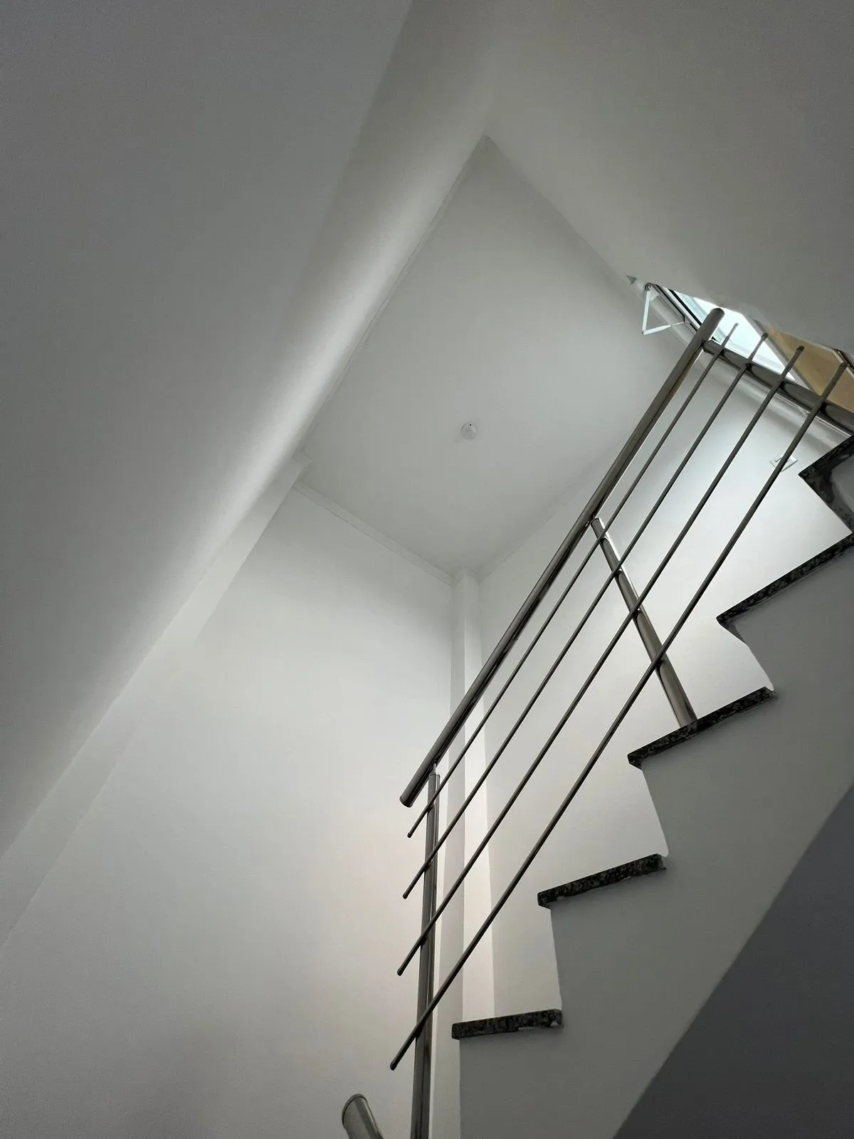 Imagem Casa sobrado em Gravatai de 3 dormitórios e 2 vagas