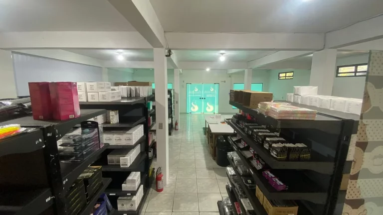 Imagem Imóvel Residencial e Comercial dos Sonhos em Garopaba-SC: Oportunidade Imperdível!