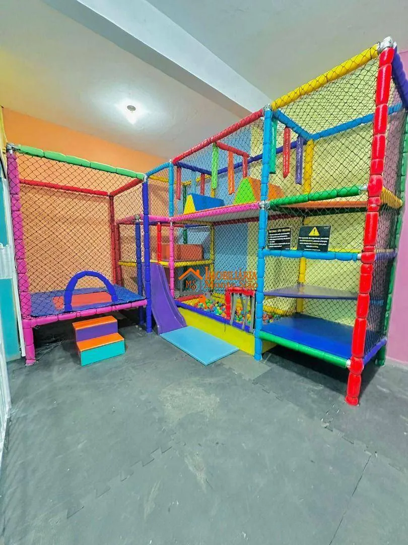 Imagem Sobrado com 4 dormitórios à venda, 200 m² por R$ 630.000,00 - Cidade Soberana - Guarulhos/SP