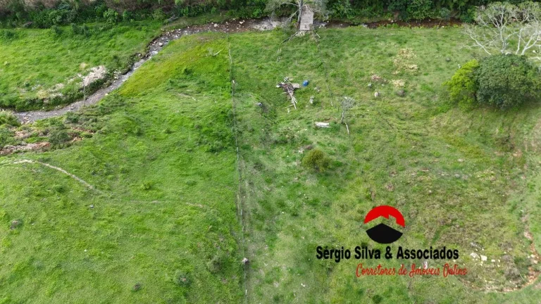 Imagem Lindo Terreno a Venda na Região do Baú em São Bento do Sapucaí ~ SP.