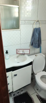Imagem Casa à Venda em Parque das Árvores - 85m², 2 Dormitórios