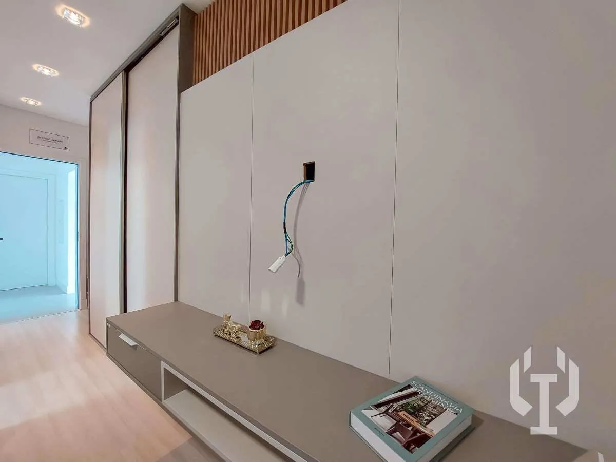Imagem Apartamento de dois dormitórios com vista para o mar no Centro de Itapema