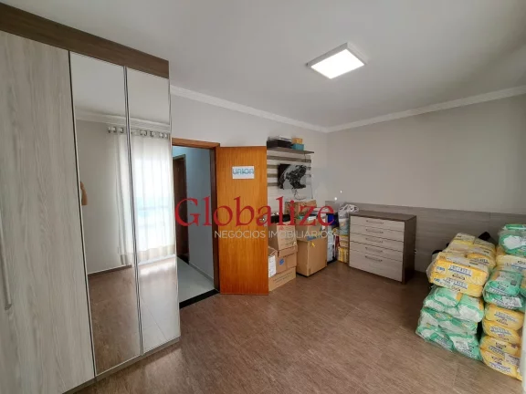 Imagem Casa triplex com 160m², 3 quartos, 1 suíte, churrasqueira e piscina por R$1.700.000,00 no Estuário em Santos