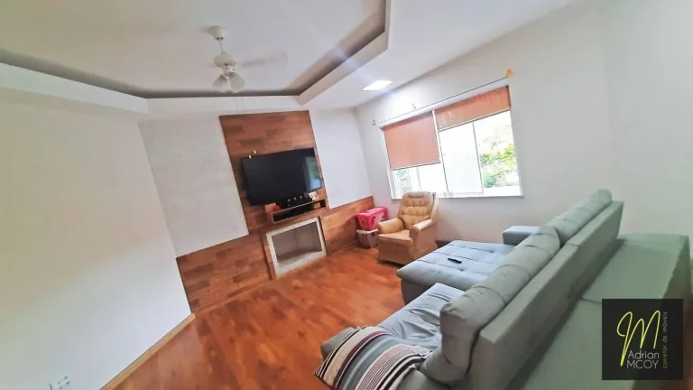 Imagem Casa a venda no Jd. das Palmeiras
