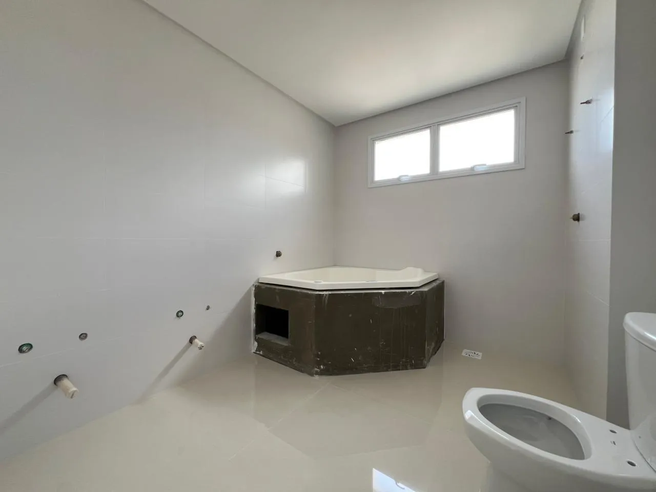 Imagem Apartamento com vista para o mar à venda com 179.5m2 por R$ 3.950.000,00