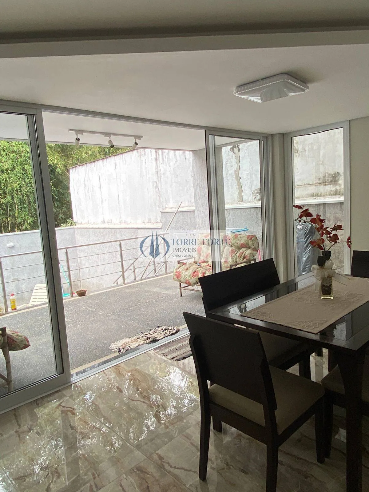 Imagem Casa de condominio Aruja V com 4 suites 3 vagas no Jardim Fazenda Rincão