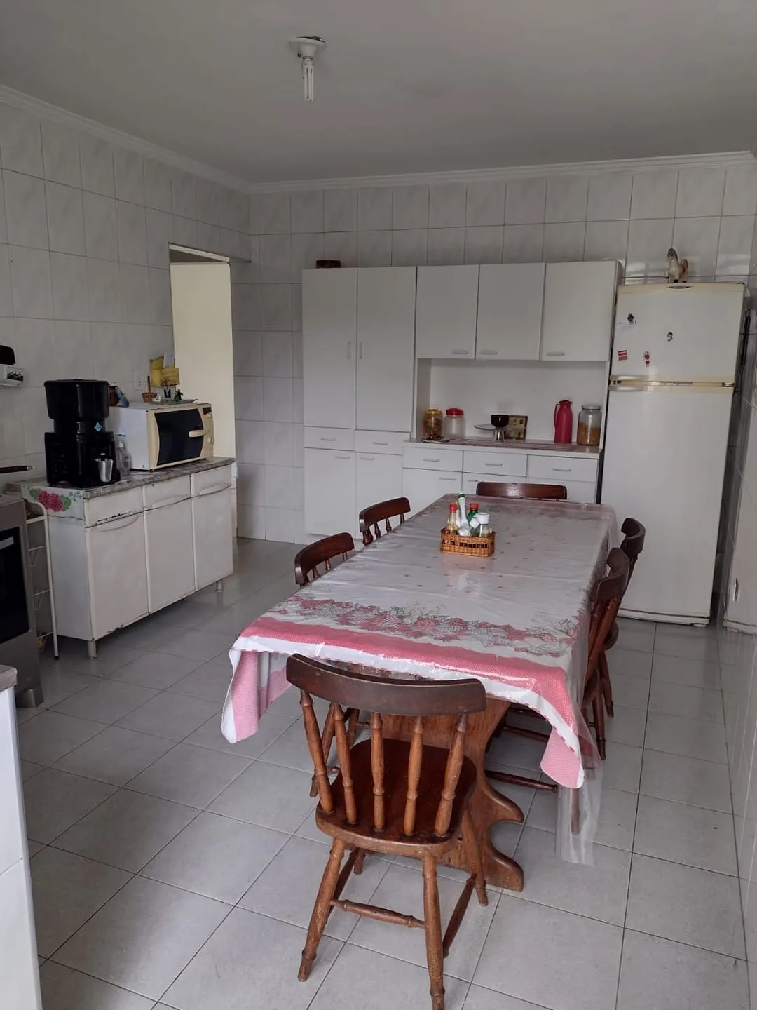 Imagem Casa à venda 4 Quartos, 1 Suite, 8 Vagas, 360M², Parque Senhor do Bonfim, Taubaté - SP